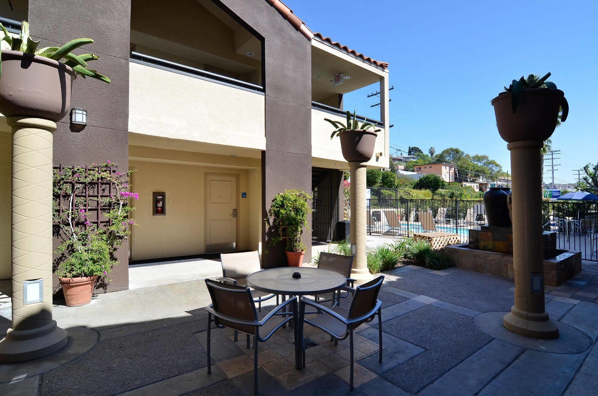 Holiday Inn Express San Diego Airport-Old Town By Ihg Eksteriør bilde